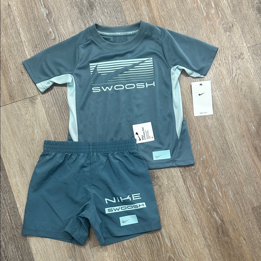 NEW Nike Kids Swoosh 2pc Set in Teal and Light Teal
